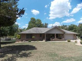 105 Lake Forest Cir, Bull Shoals, AR 72619