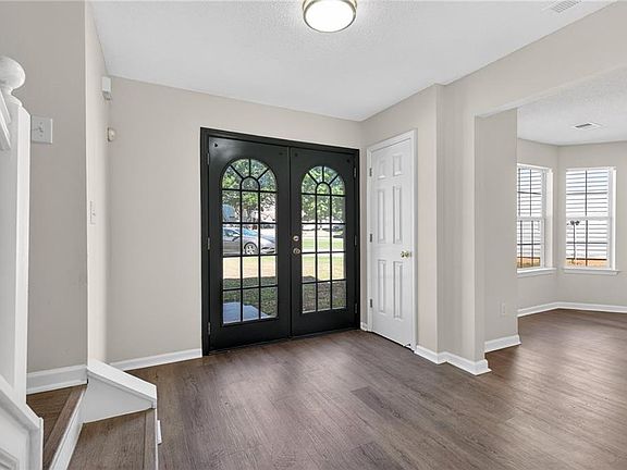 3rd image of 4440 Pipestone Pl