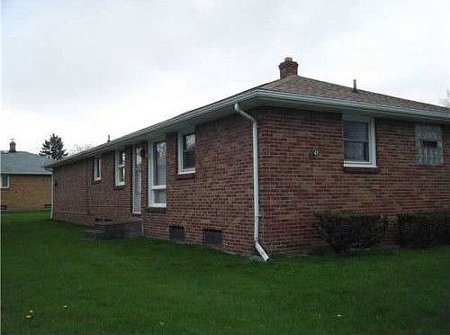 2nd image of 47 W Elmview Ave