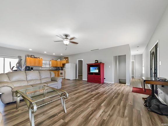 5th image of 11308 Kramers Dr