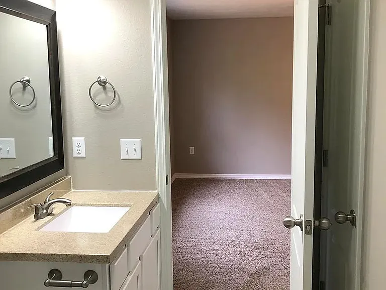 120 Sunrise Cv — Photo 33
