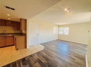 1305 Massachusetts Ave APT 201, Riverside, CA 92507