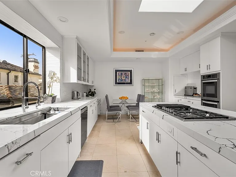215 Poppy Ave — Photo 40