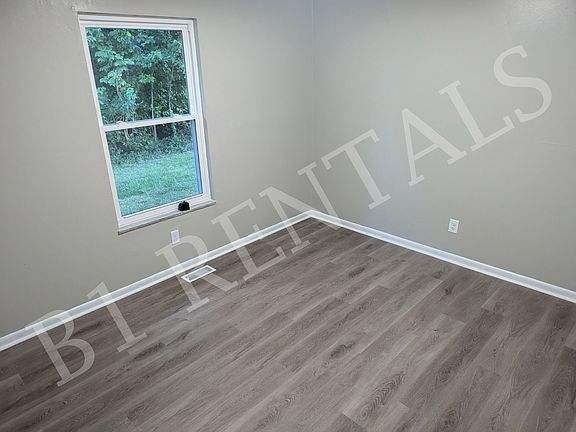 3rd image of 101 Davis St #2