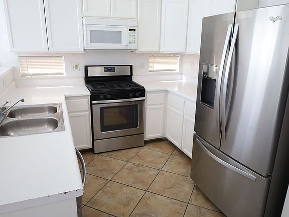 2nd image of 5418 Silverheart Ave