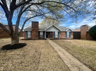 1423 Uvalde St, Mesquite, TX 75150