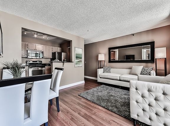 5th image of 200 N Dearborn St Unit 1701