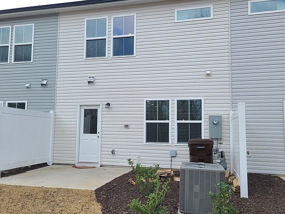 4th image of 806 Falls Grove Trl #806