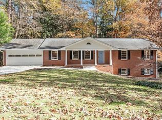 2935 Ponderosa Cir, Decatur, GA 30033
