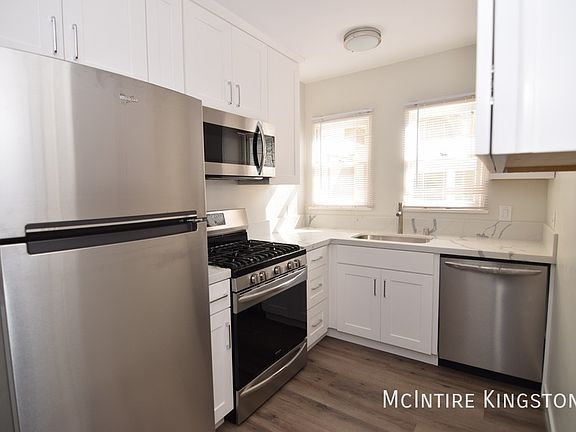 4th image of 222 S Oakland Ave APT A