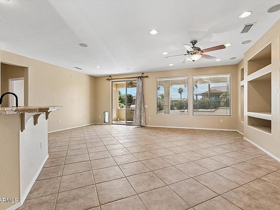 3rd image of 20900 N VISTA Trail