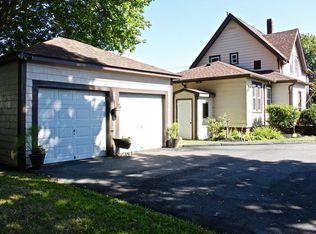 14 Waverly St, Taunton, MA 02780