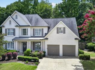 2095 Darien Park Dr, Roswell, GA 30076