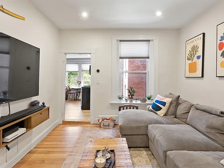 764 Cambridge St #4 — Photo 2