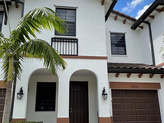 4th image of 8850 NW 103rd Ave