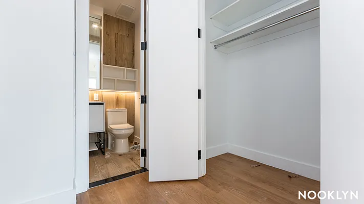 Rented by Nooklyn NYC LLC | media 28