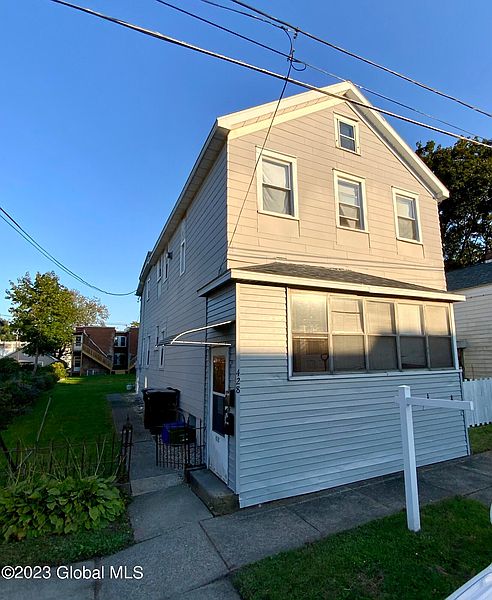 2nd image of 428 1st Avenue