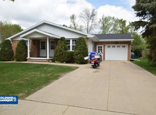 1400 W Pershing St, Appleton, WI 54914