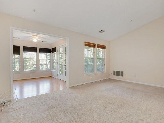 2nd image of 13100 Briarcliff Ter