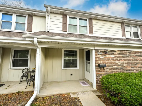 6230 West College AVENUE, Greendale, WI 53129