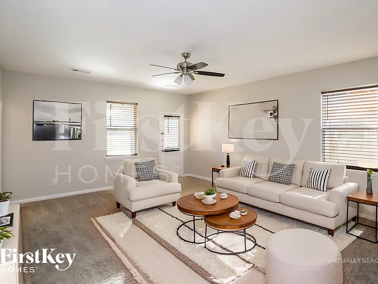 2205 Old Harbor Way — Photo 5