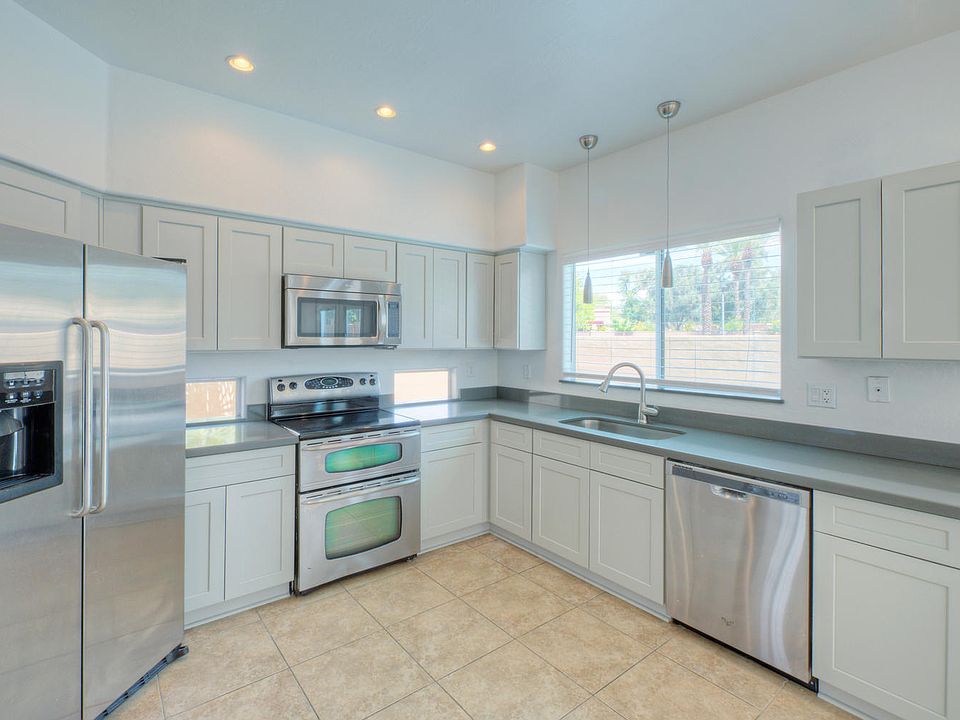 1st image of 1414 E Briarwood Ter