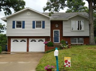 1627 Independence Dr, Jefferson City, MO 65109