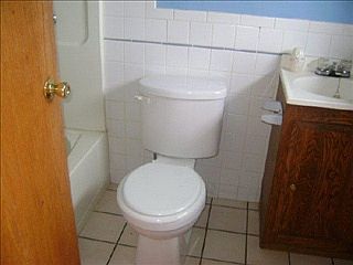 5th image of 3303 Searles Ave