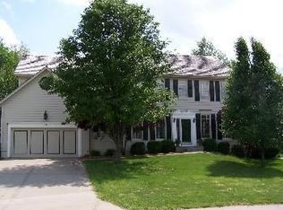 329 NW Bradford St, Lees Summit, MO 64064