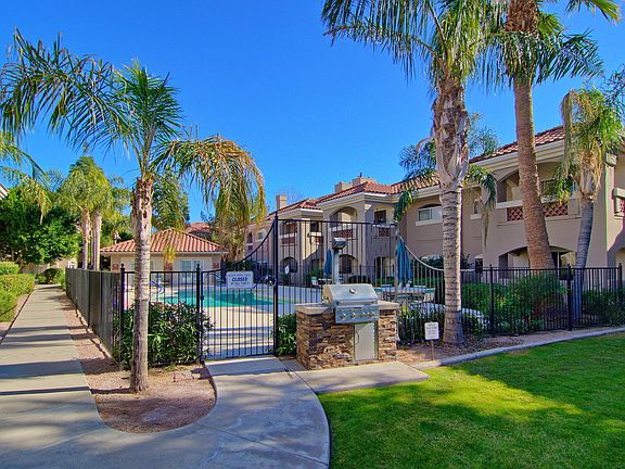4th image of 8653 E ROYAL PALM Road N #1005