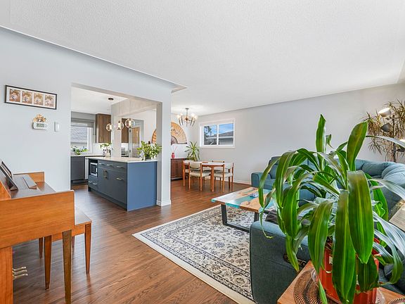 4th image of 9508 Ottewell Rd NW