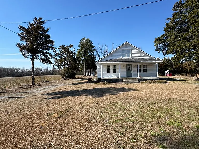 4926 Brothers Rd — Photo 2