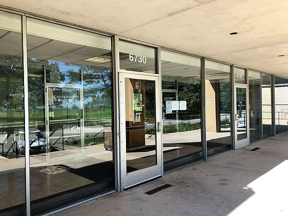 5th image of 6730 S South Shore Dr APT 605