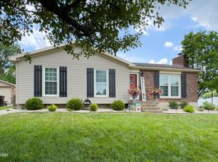 8304 McKenna Way, Louisville, KY