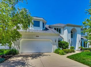 2111 Overstreet Ct, Naperville, IL 60565