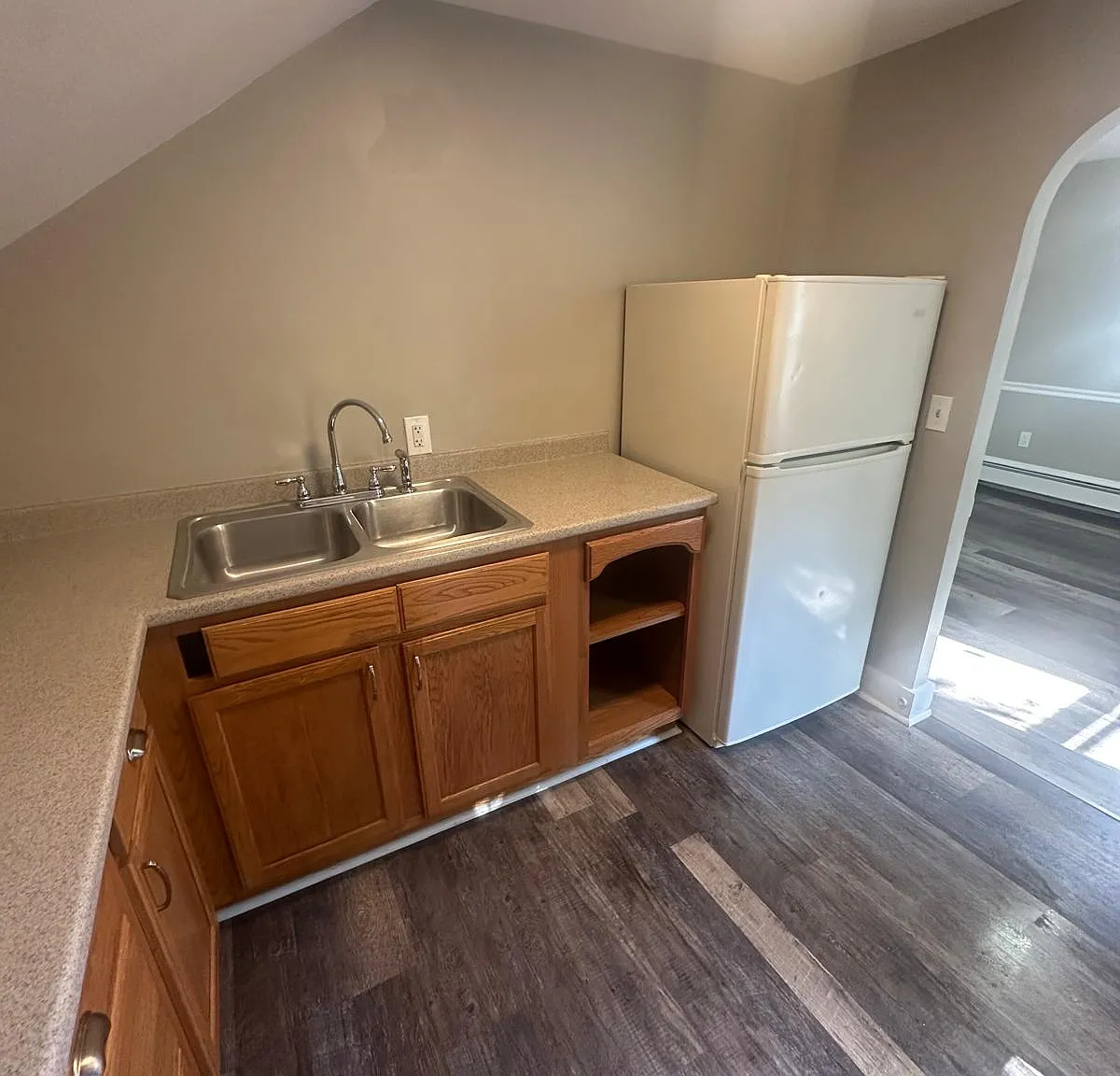 2 bed, $1,650 — Photo 4