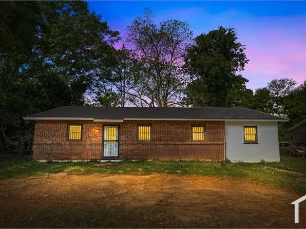 231 Park Manor Dr, Montgomery, AL 36110