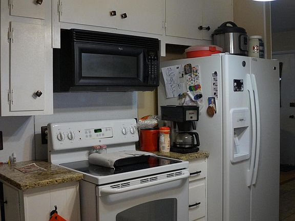 4th image of 1103 S Detroit Ave