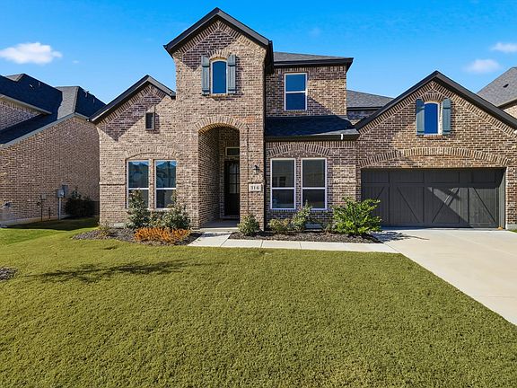 3rd image of 316 Oakmont Dr