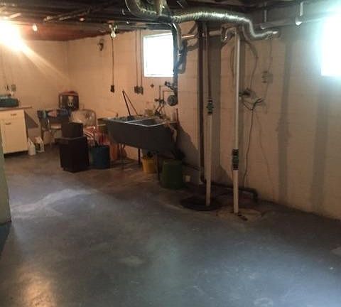 5th image of 4260 Delmont Dr