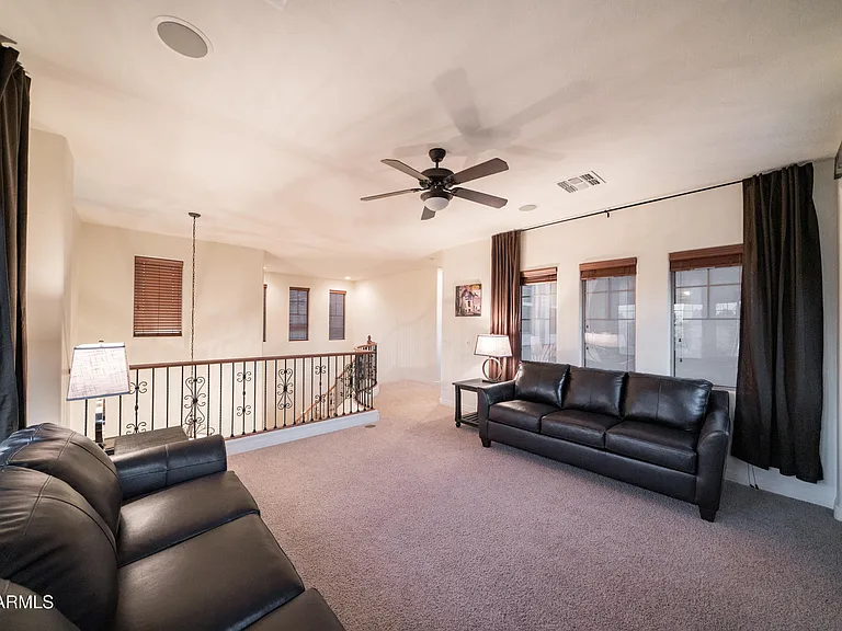 2681 E Hampton Ln — Photo 52