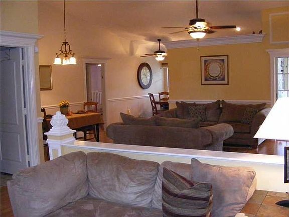 5th image of 5471 Pine Ct