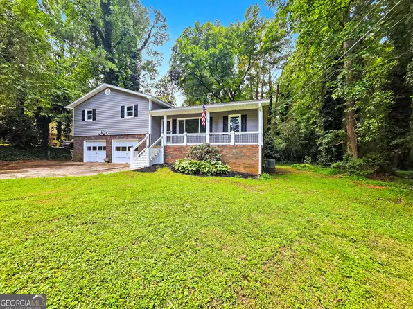 2704 Kozy Ct NE, Marietta, GA 30066