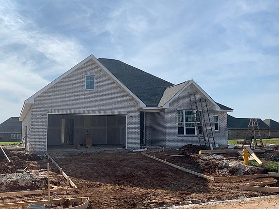 4th image of 120 Cove Brook Dr