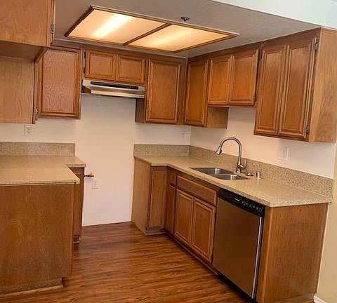 Kitchen. Dishwasher provided.