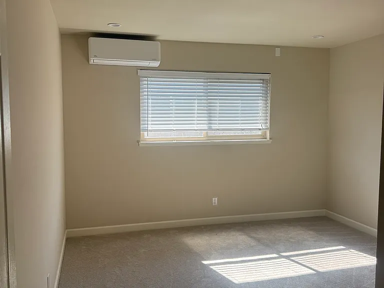 130 Village Ct — Photo 10