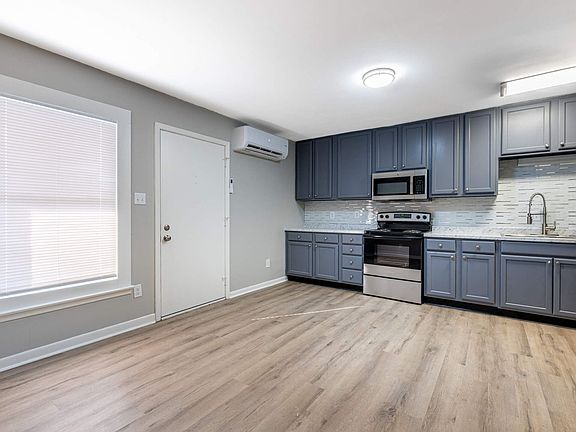 4th image of 314 Kenbrook Dr #322-3