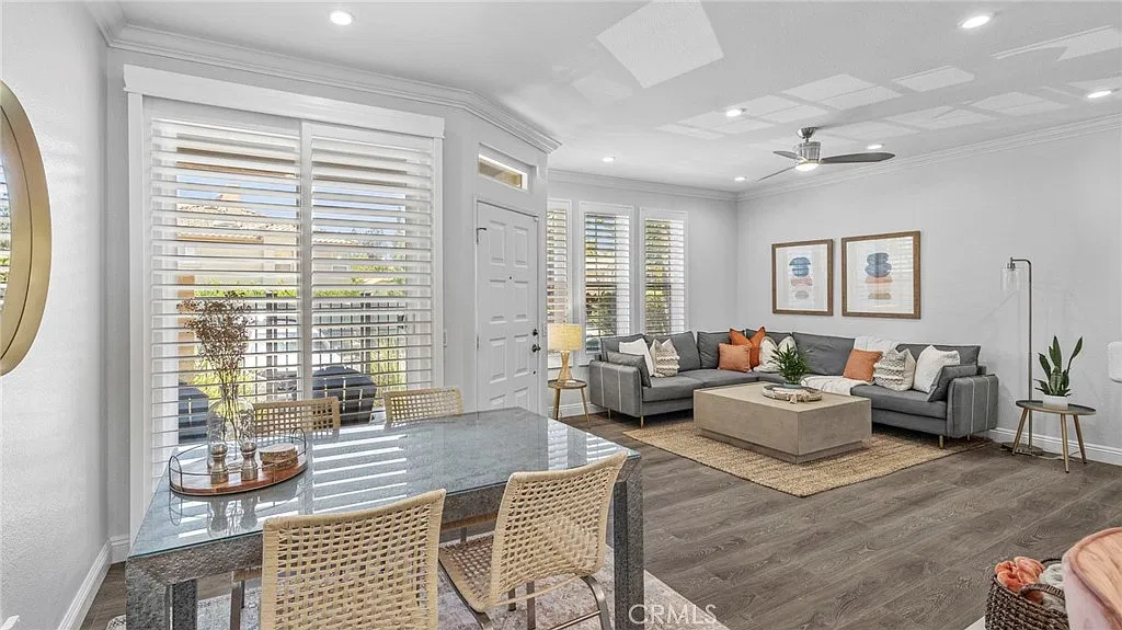 2 bed, 2.5 bath, 1200 sqft, $3,650 — Photo 1