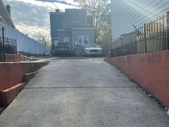 2nd image of 1107 51st St