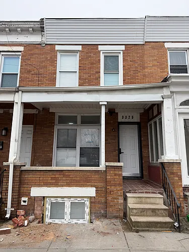 3325 E Monument St Photo 1